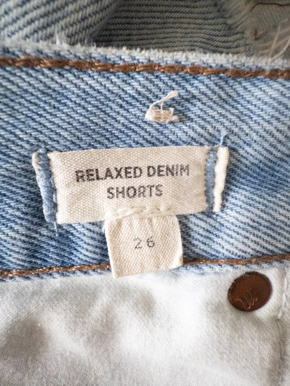 Madewell Relaxed Denim Shorts, style #MC640, size 26